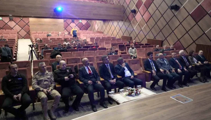 Kastamonu’da Deprem Konferansına İlgisizlik