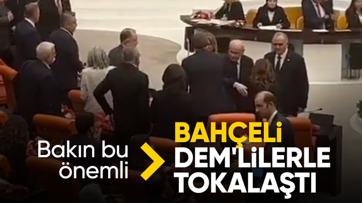 Devlet Bahçeli, TBMM açılışında DEM’li vekillerle tokalaştı