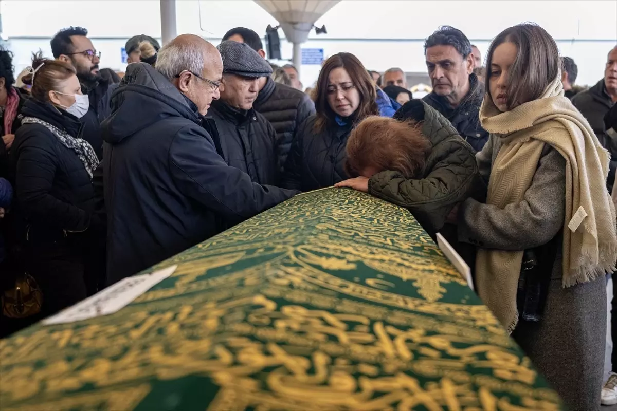 Yangında Hayatını Kaybeden Eren Bağcı Son Yolculuğuna Uğurlandı