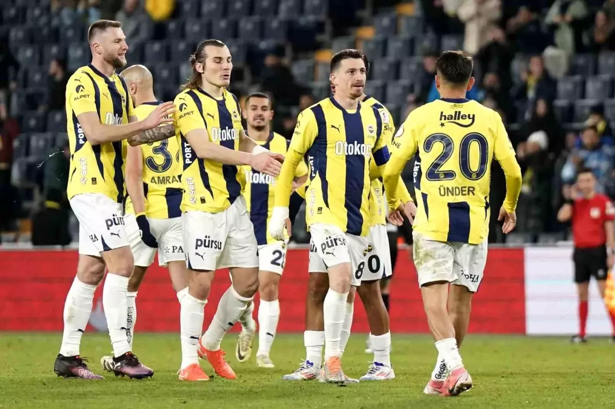 Fenerbahçe, Erzurumspor’u 5-0 Yendi